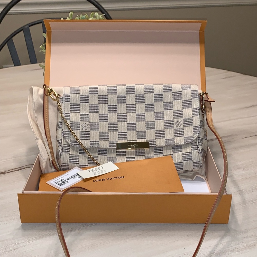 Louis Vuitton Favorite MM